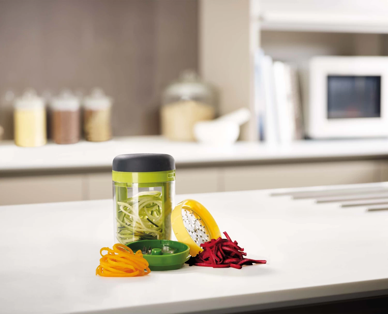 Spiro™ Green Hand-held Spiralizer