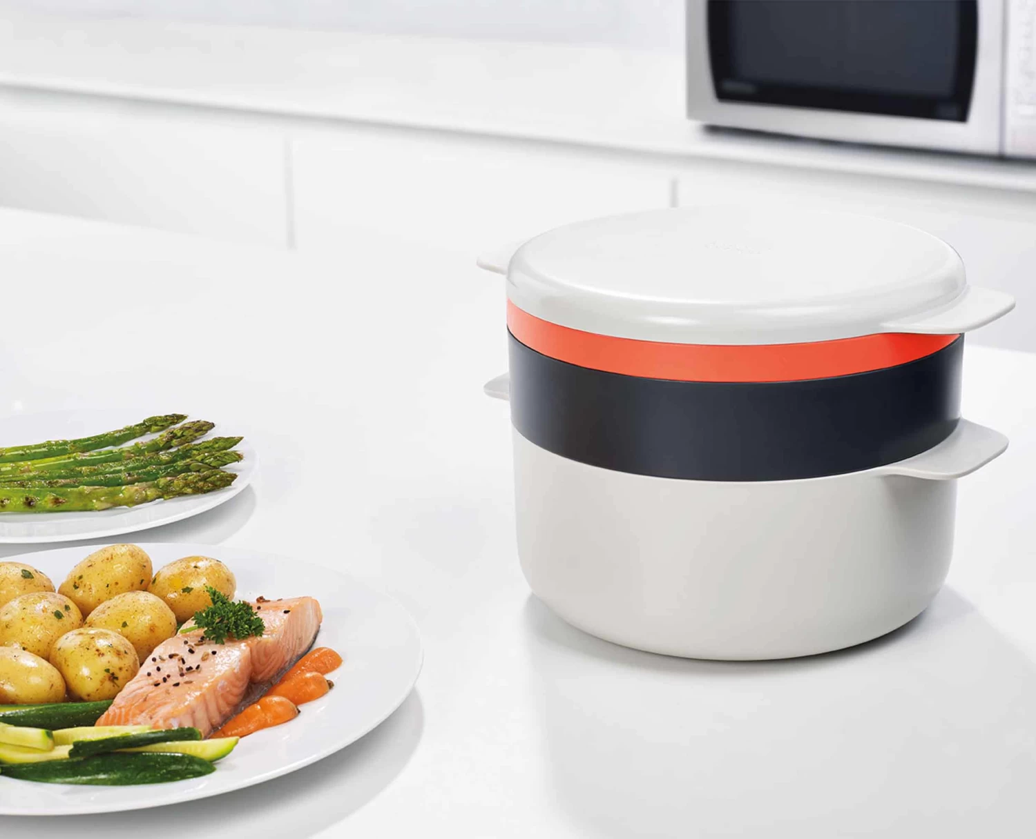 M-Cuisine⢠4-piece Orange Microwave Cooking Set