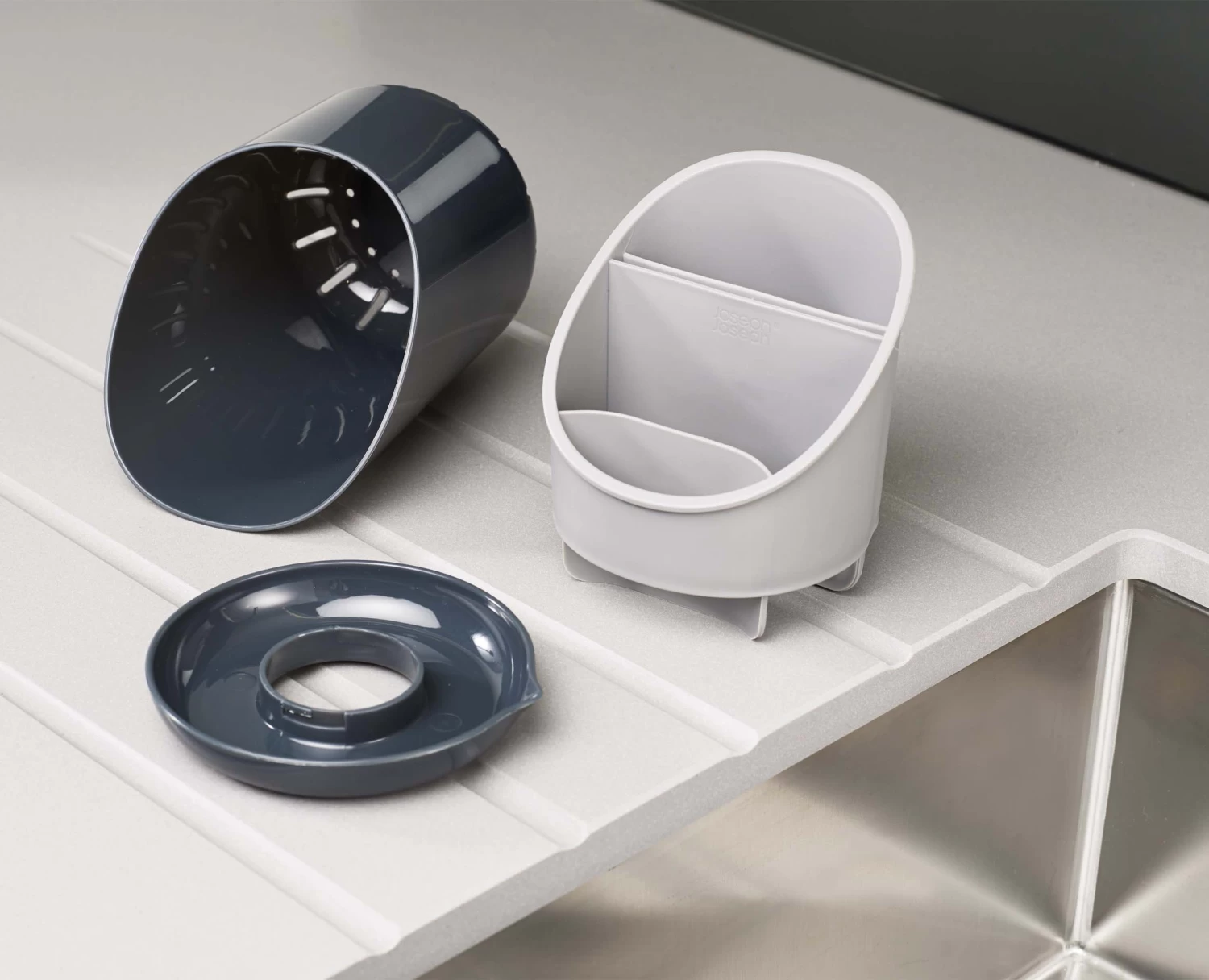 Dock⢠Grey Cutlery Drainer