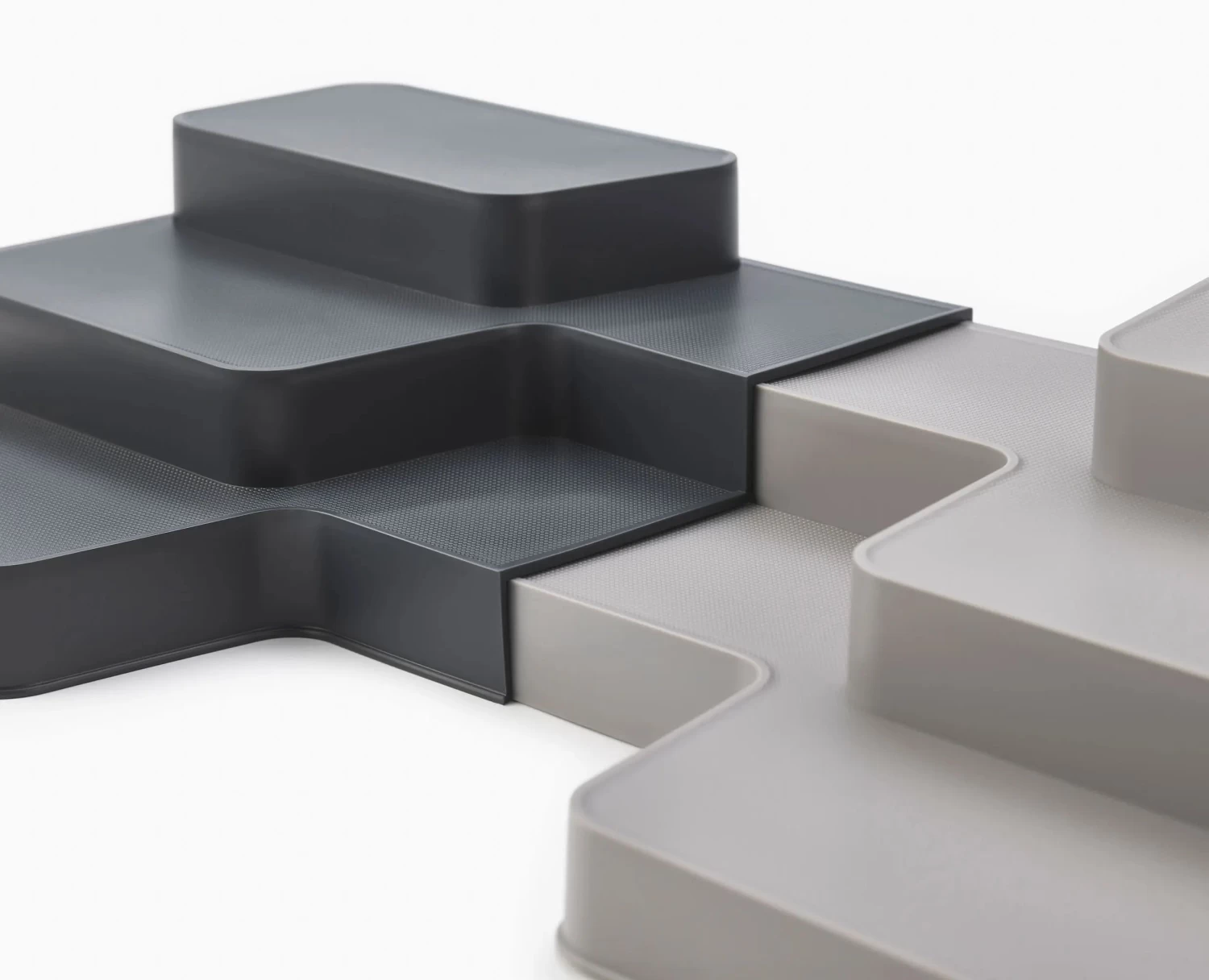 CupboardStore⢠Expandable Grey Tiered Organiser